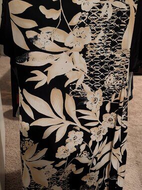 ⭐ The Limited- vintage floral dress ⭐